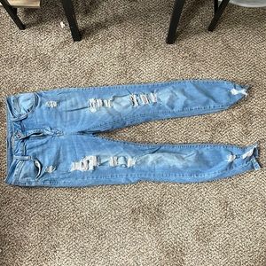 Woman’s skinny jeans